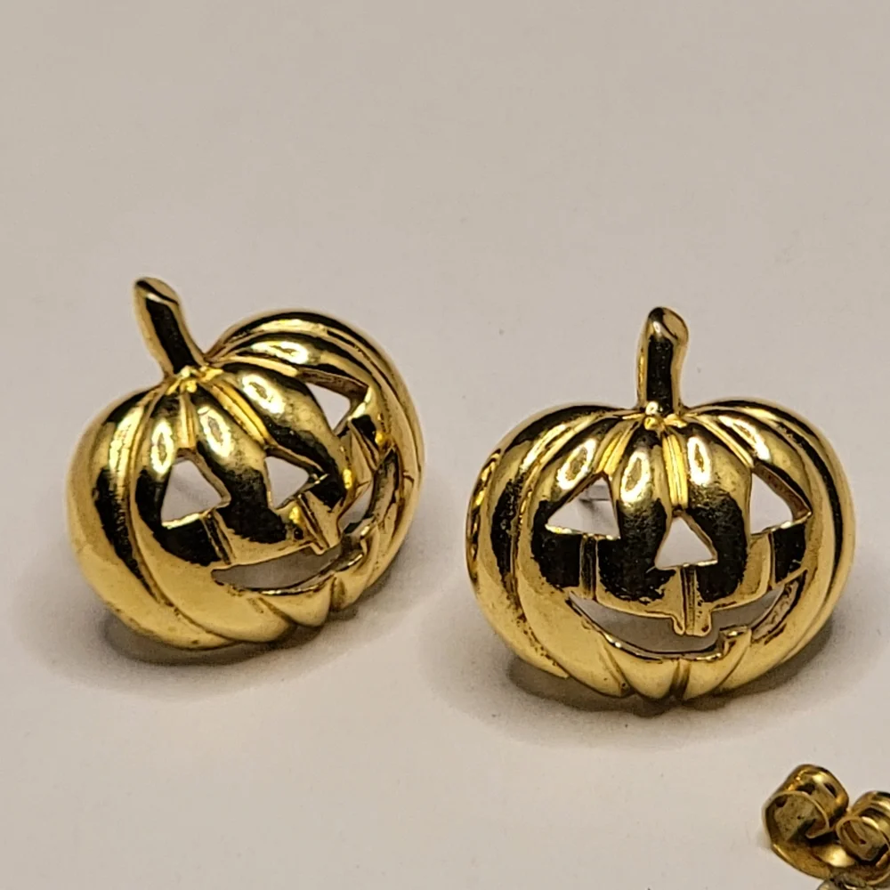 Vintage Gold Jack-o-lantern Halloween Earrings | Avon